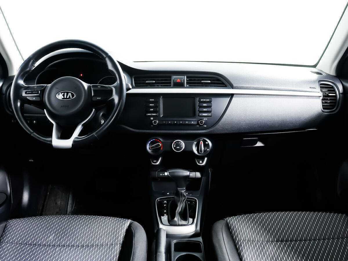 Kia Rio X-Line, 2018 - Фото №10