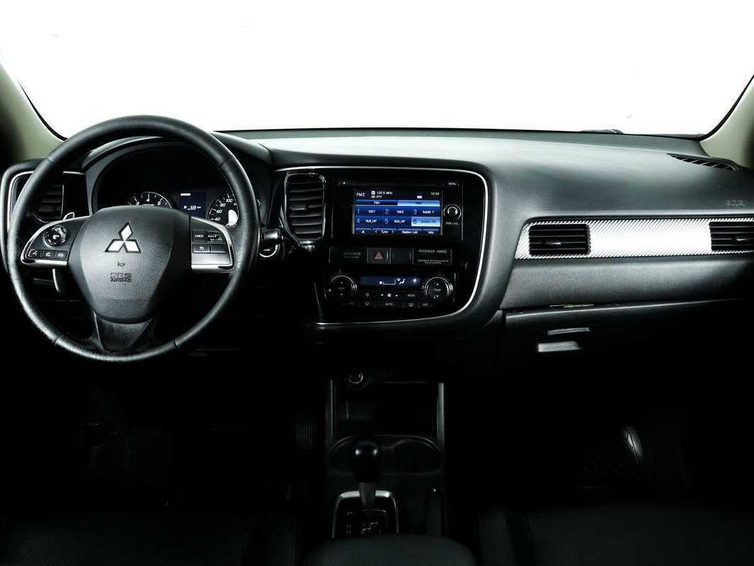 Mitsubishi Outlander, 2013 - Фото №8