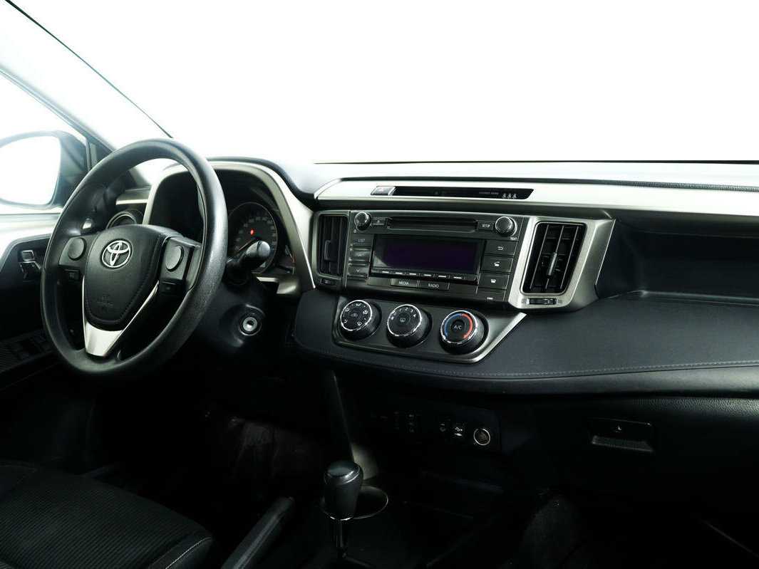 Toyota RAV4, 2013 - Фото №8