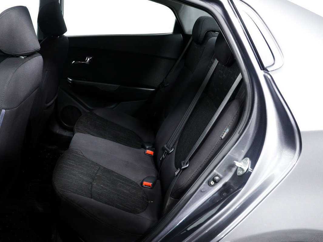 Kia Rio 4-speed, 2012 - Фото №11