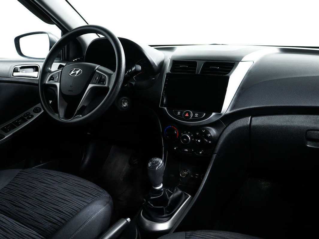 Hyundai Solaris, 2015 - Фото №8