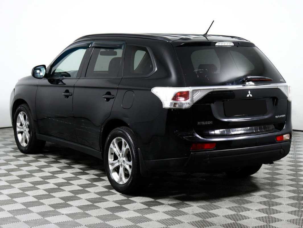 Mitsubishi Outlander, 2013 - Фото №6