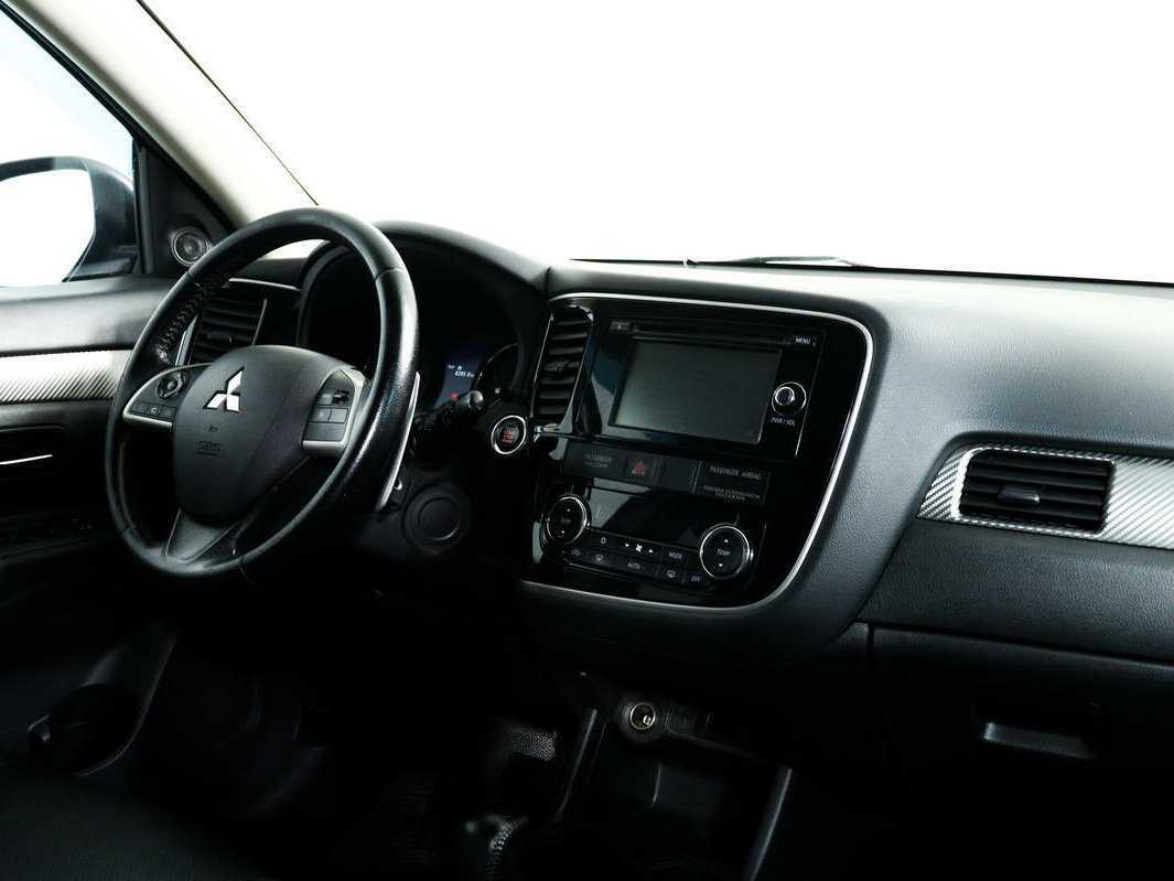 Mitsubishi Outlander, 2013 - Фото №8