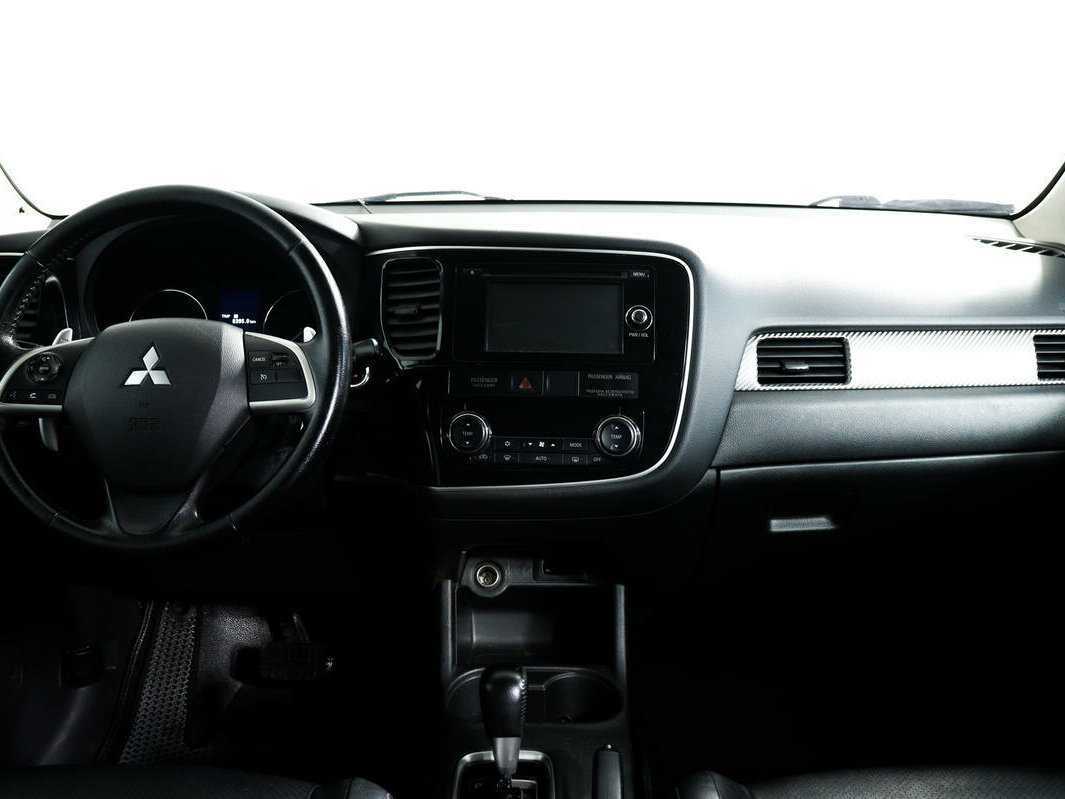 Mitsubishi Outlander, 2013 - Фото №10