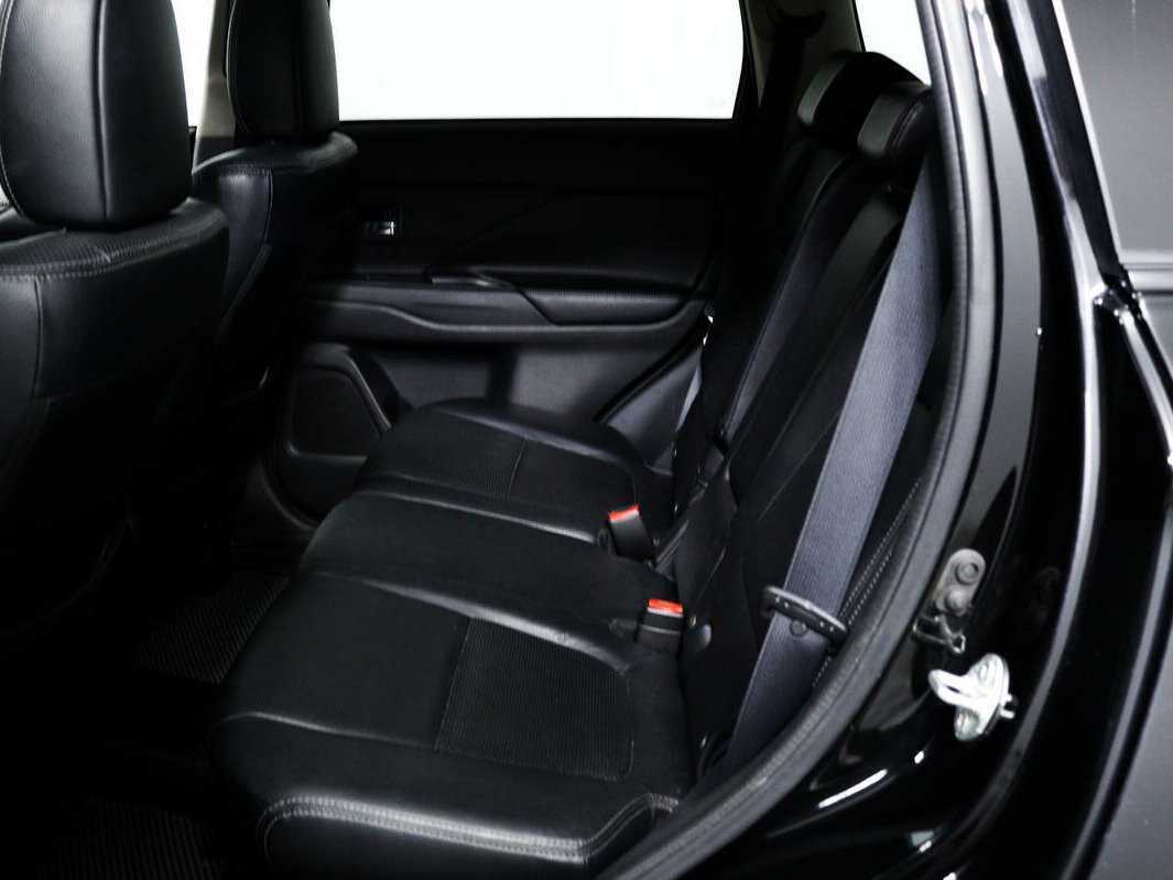 Mitsubishi Outlander, 2013 - Фото №11