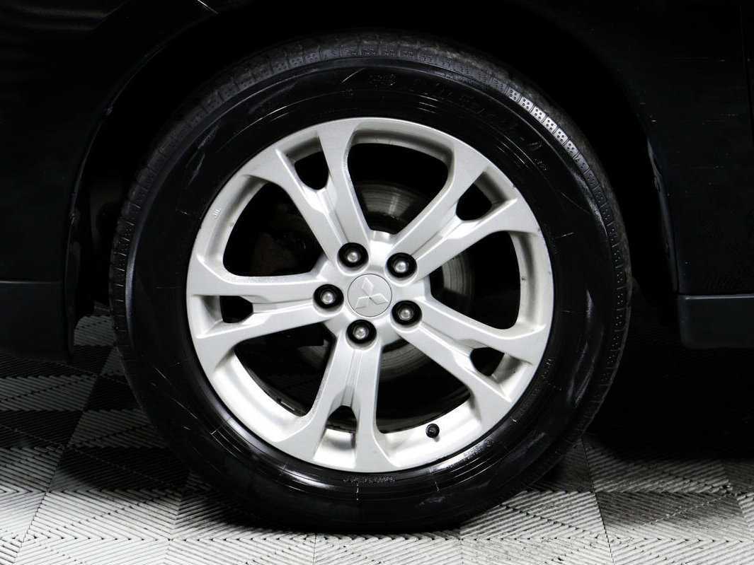 Mitsubishi Outlander, 2013 - Фото №13