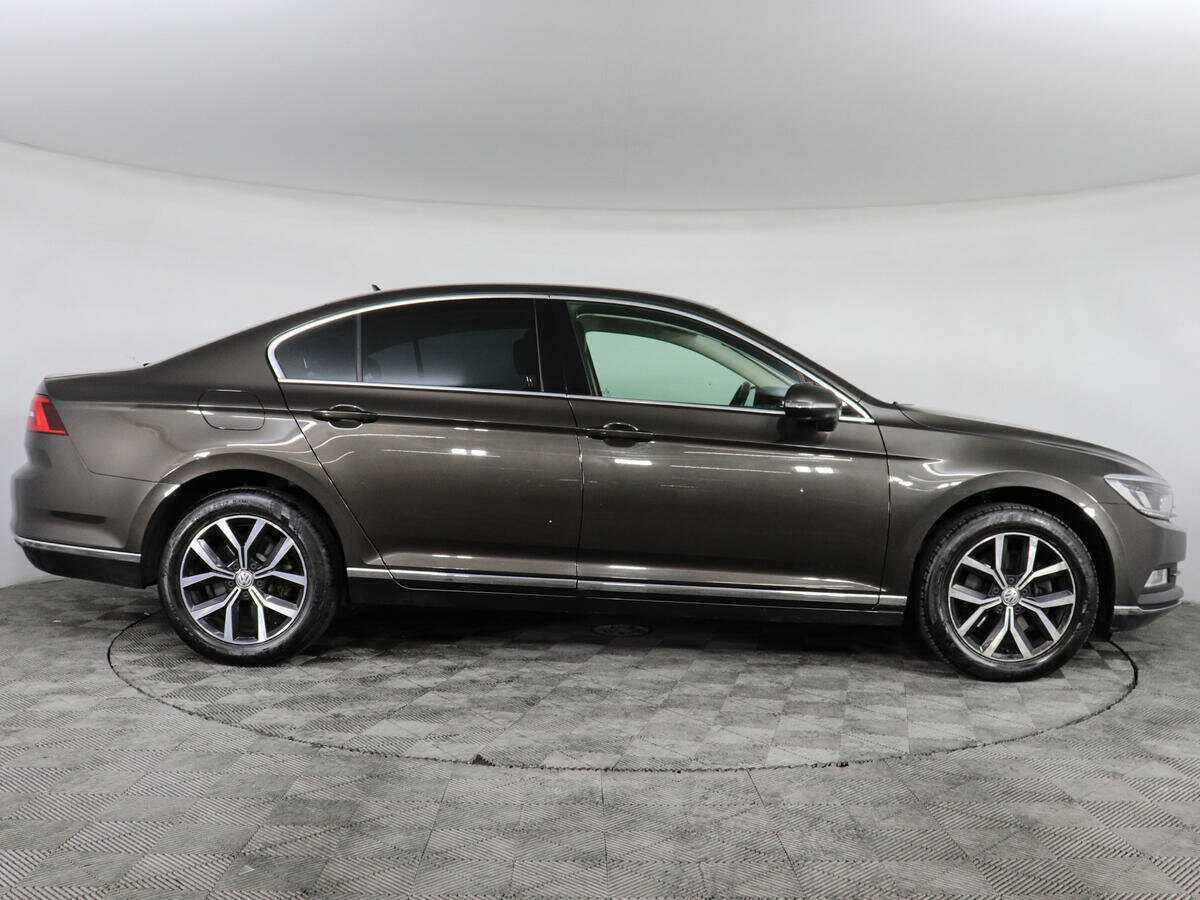 Volkswagen Passat, 2015 - Фото №3