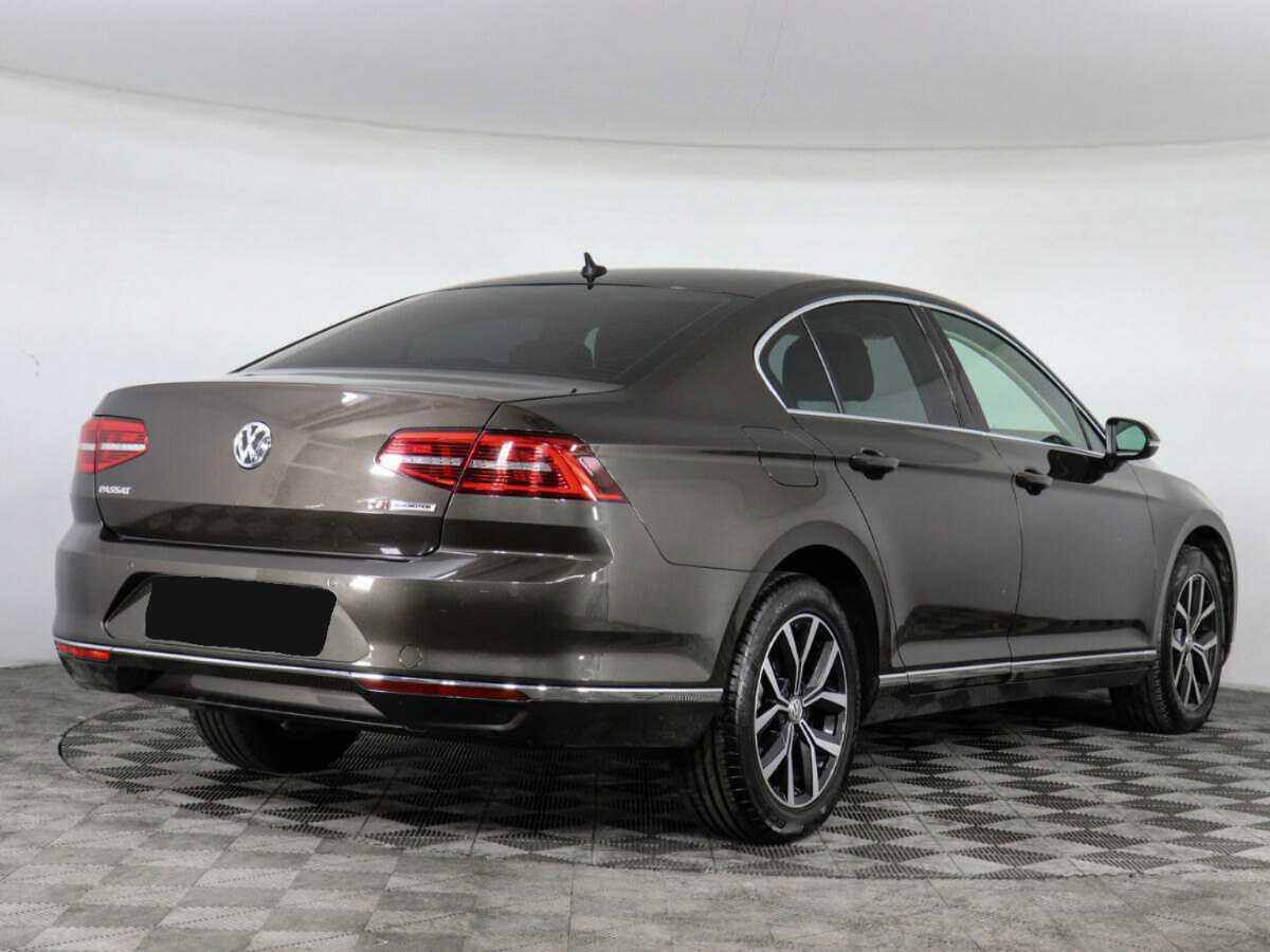 Volkswagen Passat, 2015 - Фото №4