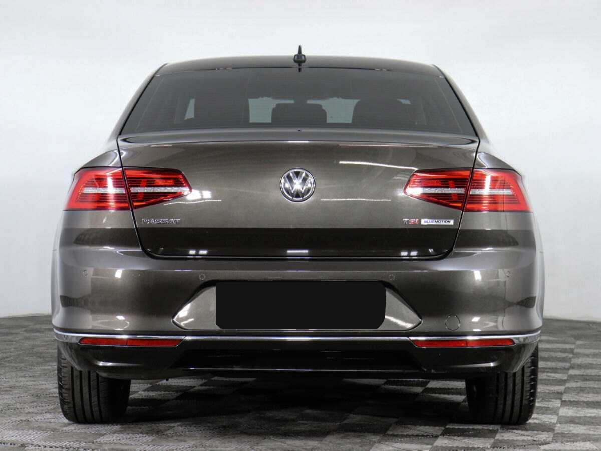Volkswagen Passat, 2015 - Фото №5