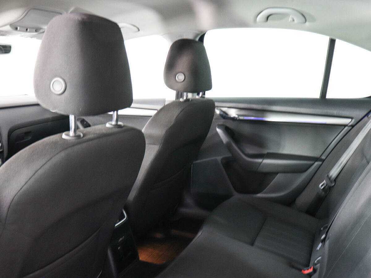 Skoda Octavia, 2018 - Фото №11