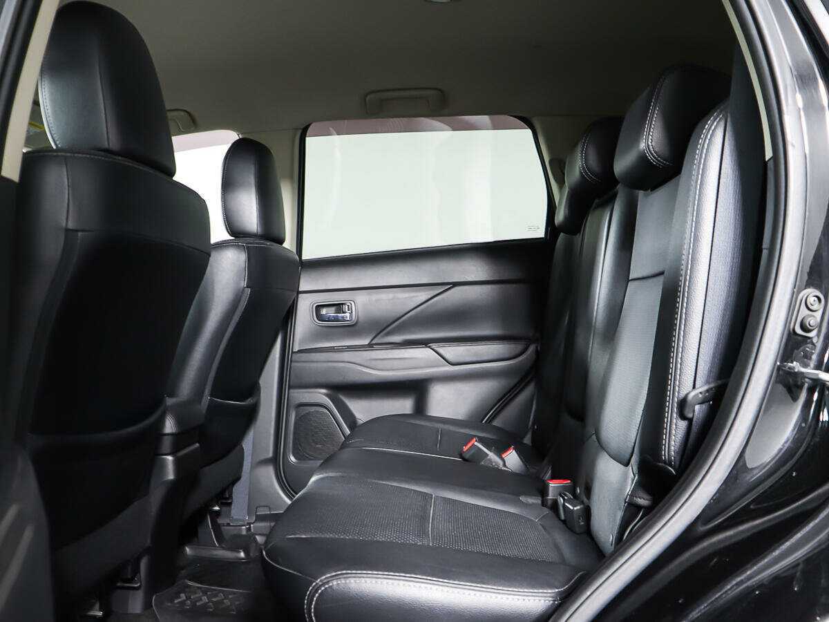 Mitsubishi Outlander, 2015 - Фото №9