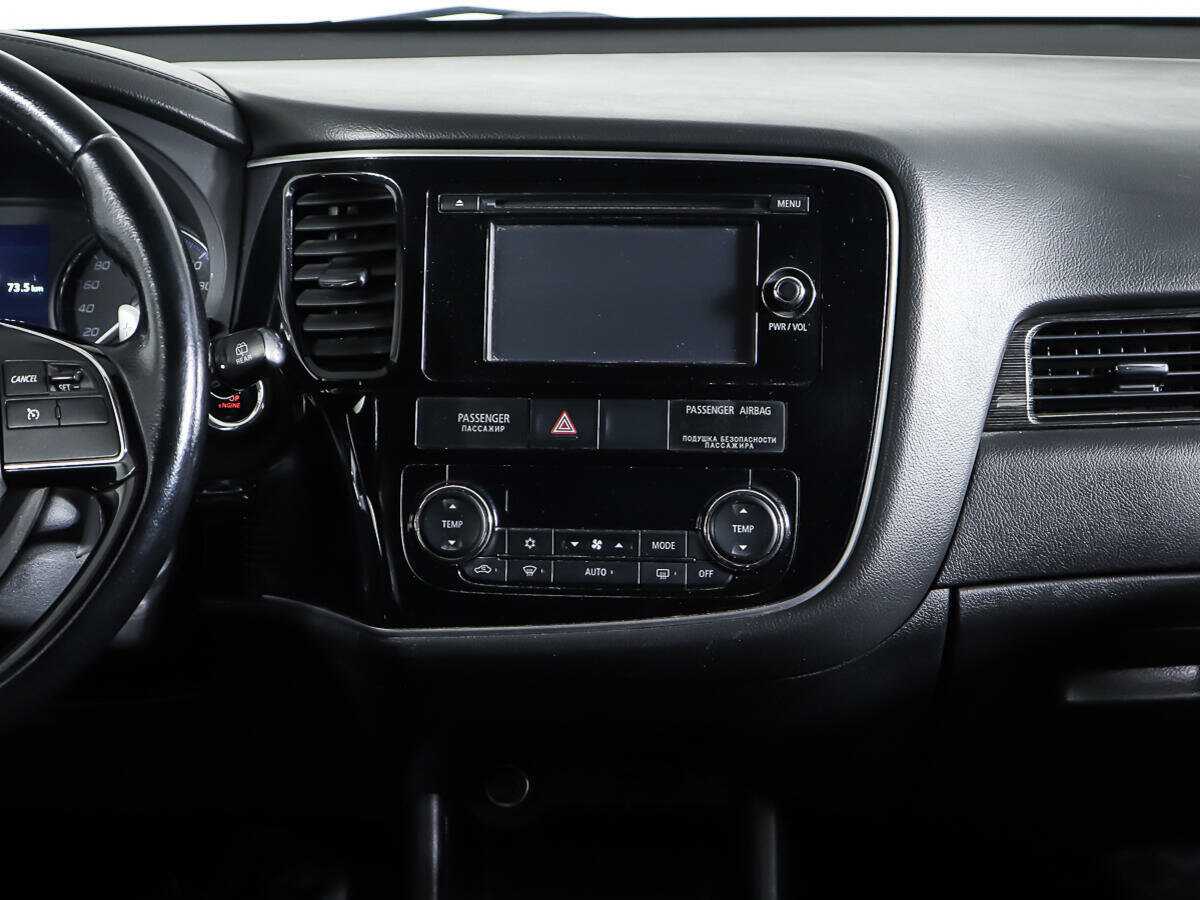 Mitsubishi Outlander, 2015 - Фото №11