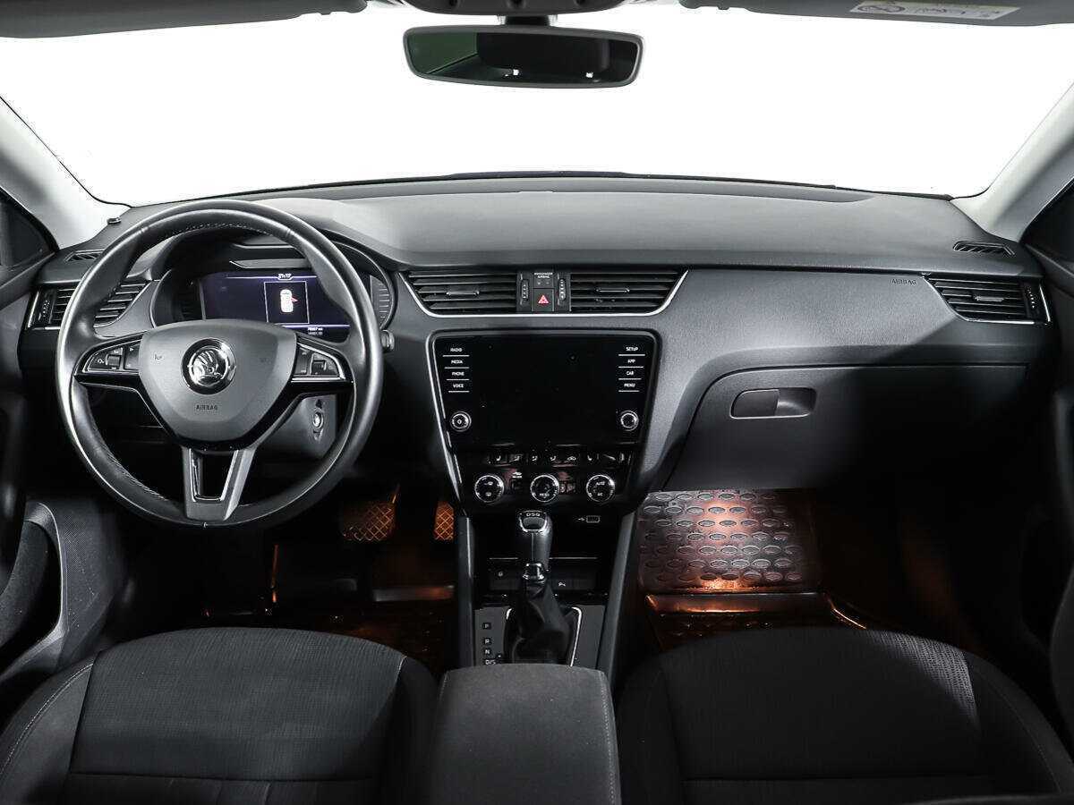 Skoda Octavia, 2018 - Фото №10