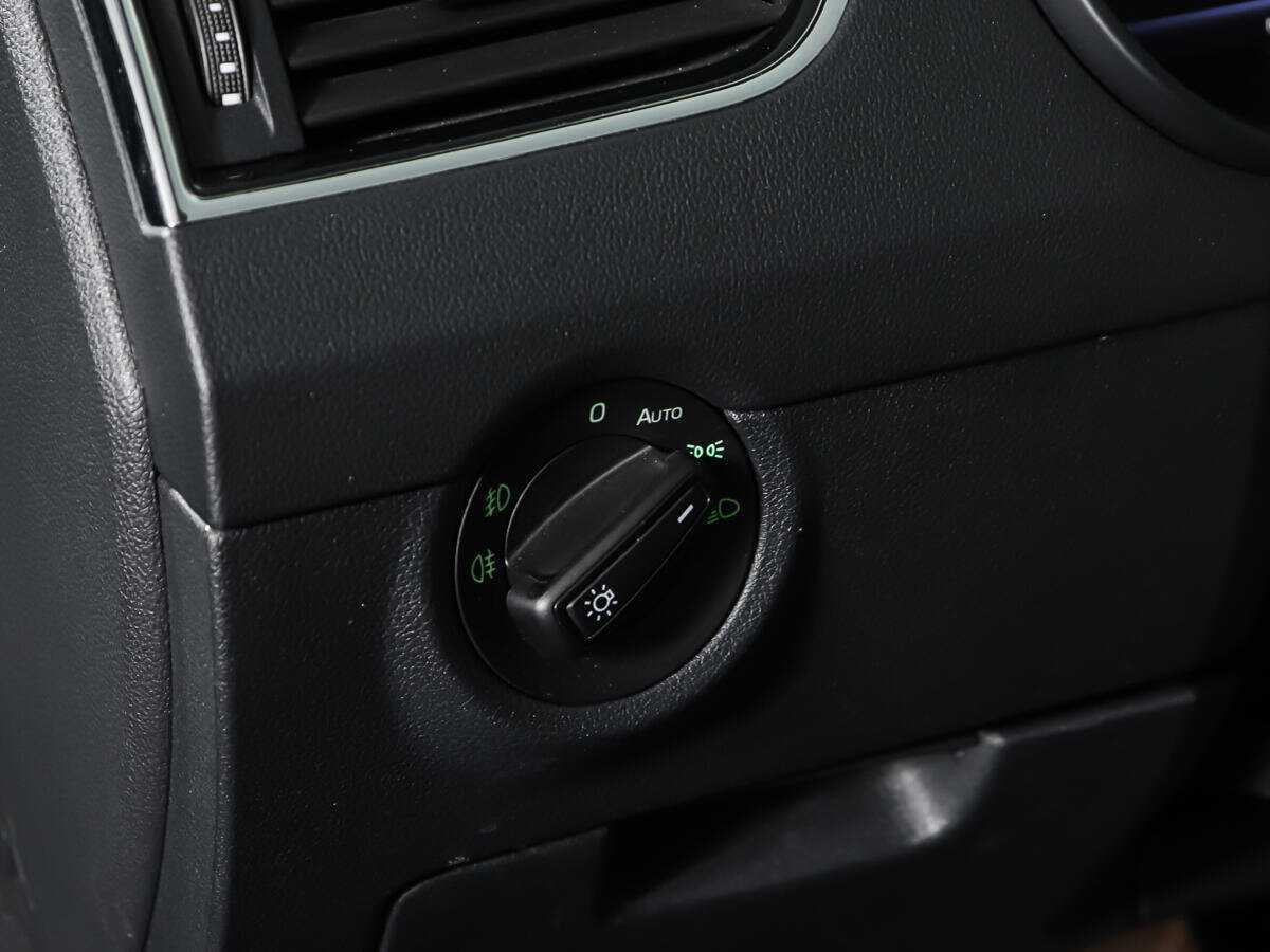 Skoda Octavia, 2018 - Фото №15