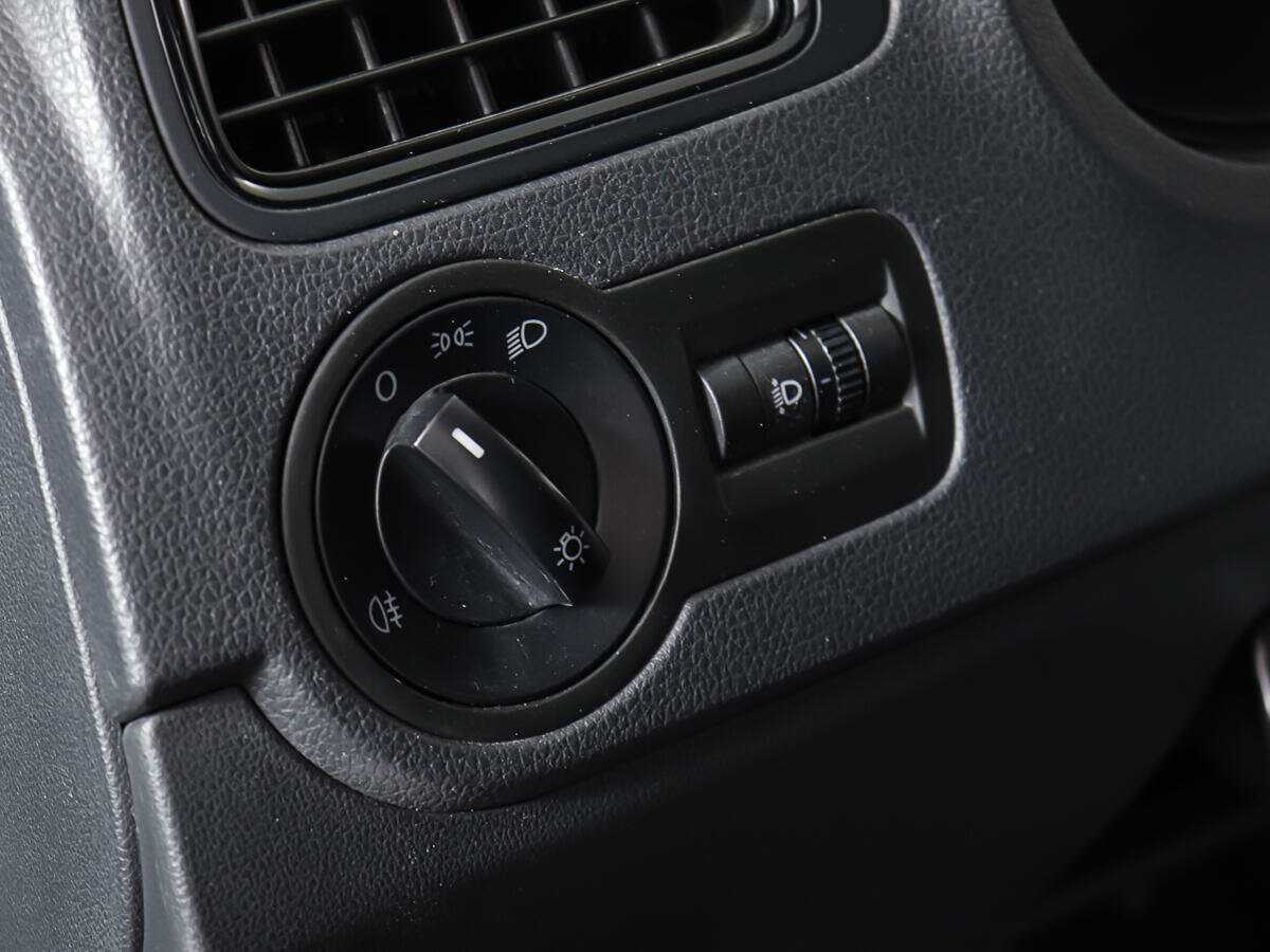 Volkswagen Polo, 2017 - Фото №13