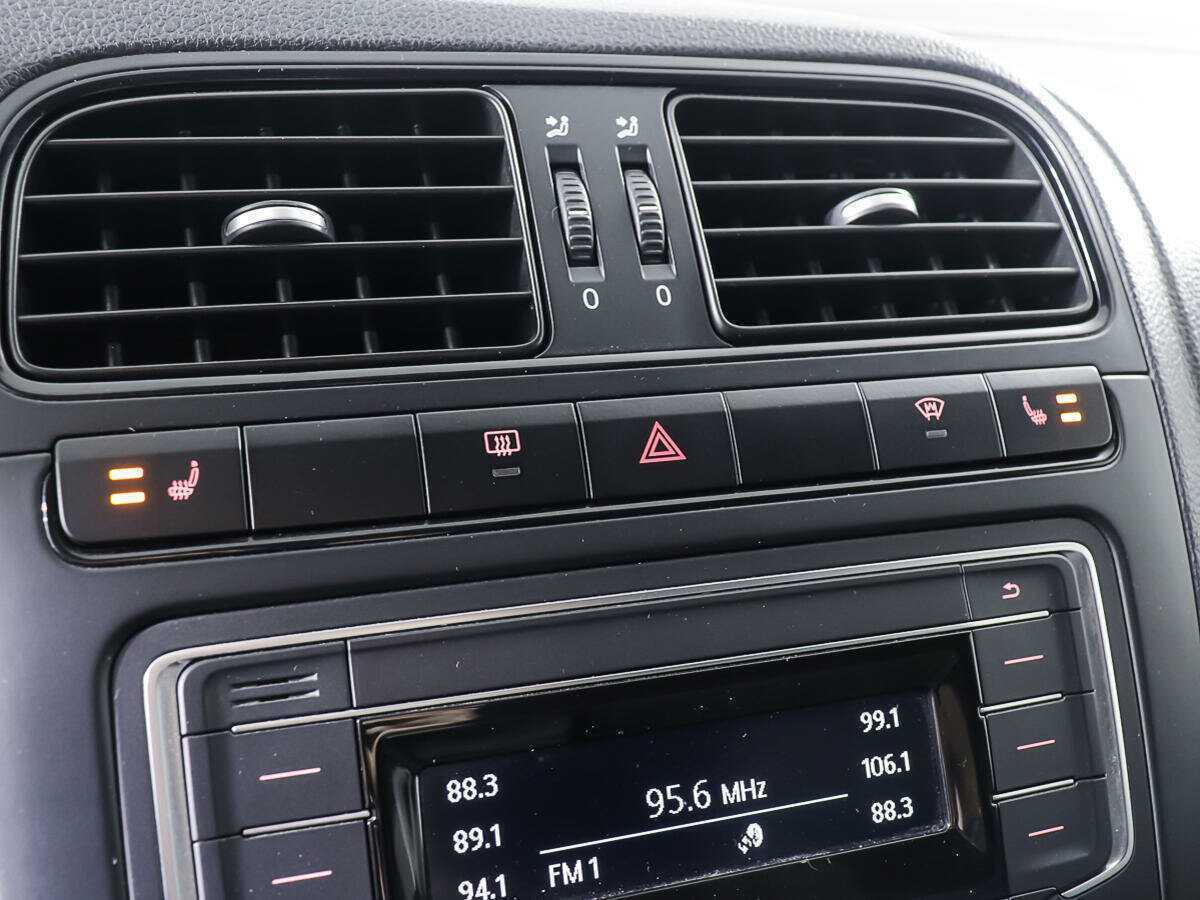 Volkswagen Polo, 2017 - Фото №17