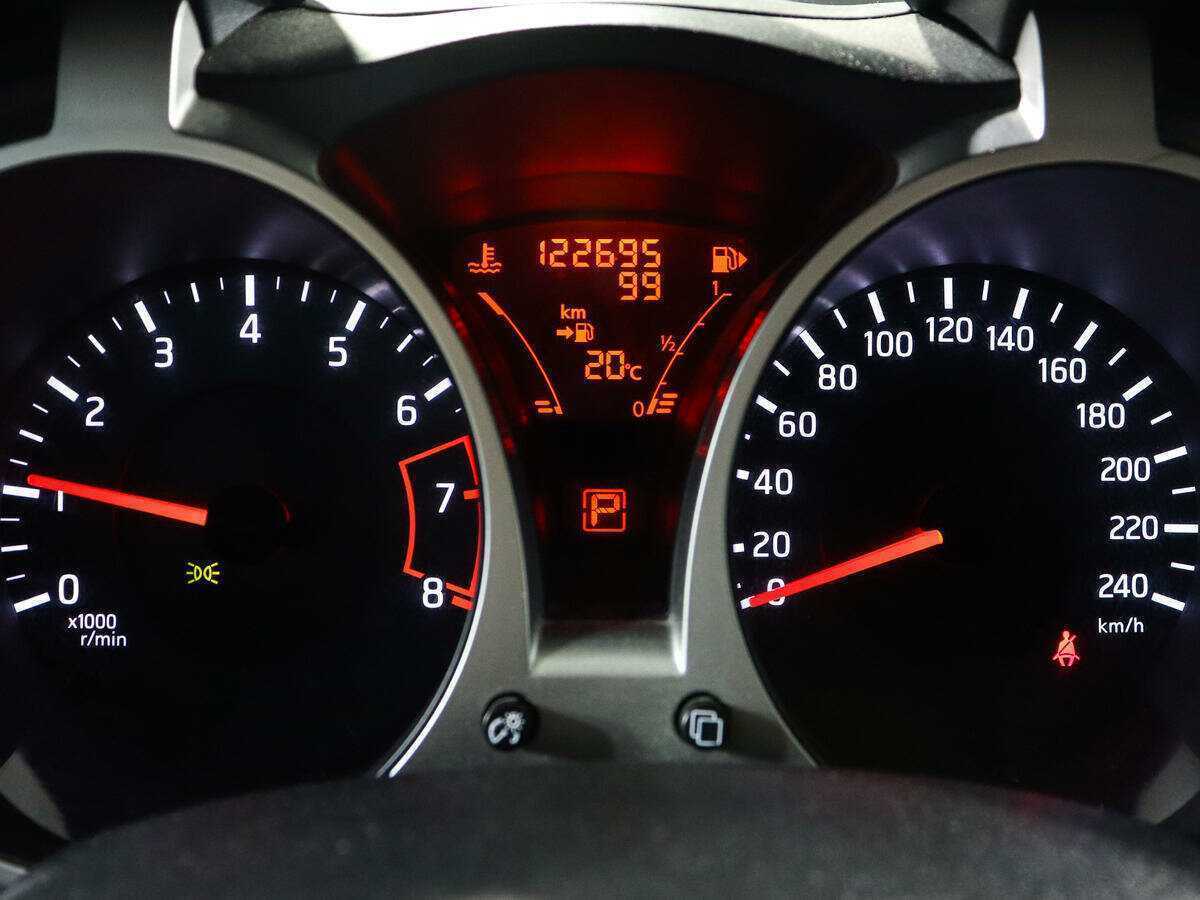 Nissan Juke, 2012 - Фото №8