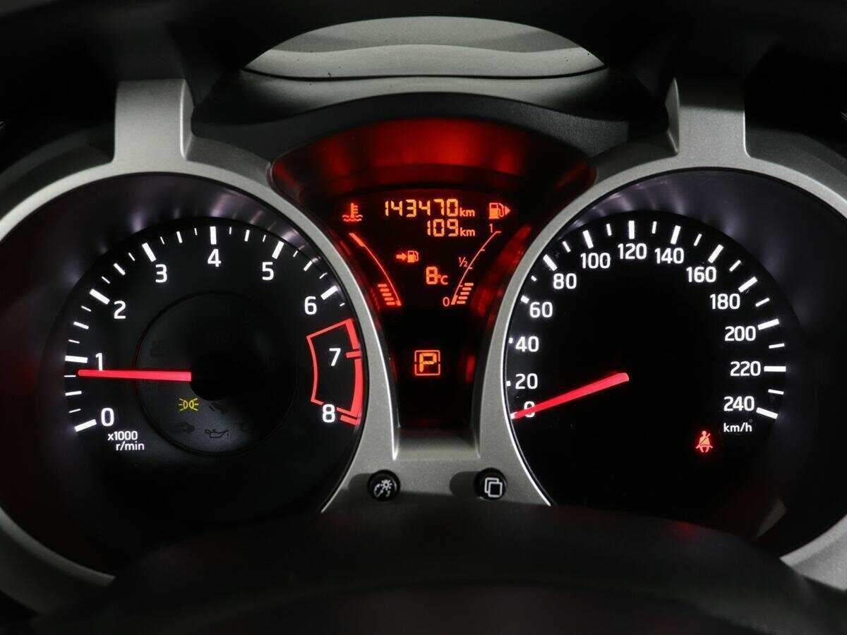 Nissan Juke, 2013 - Фото №10