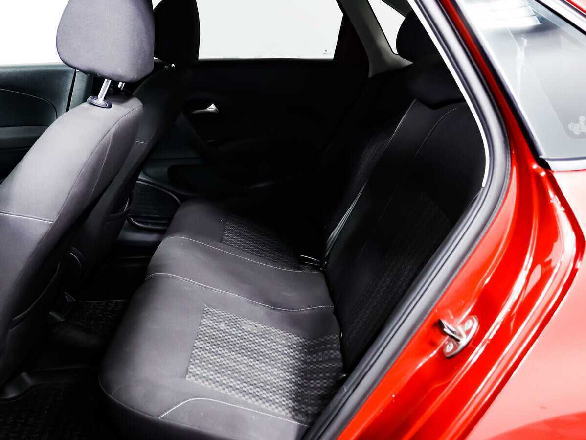 Volkswagen Polo, 2015 - Фото №11