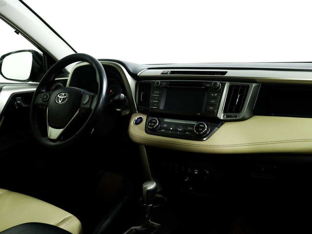 Toyota RAV4, 2015 - Фото №8