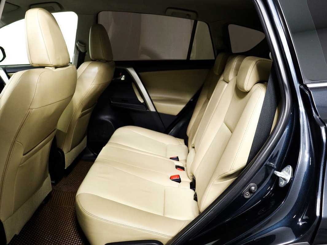 Toyota RAV4, 2015 - Фото №11