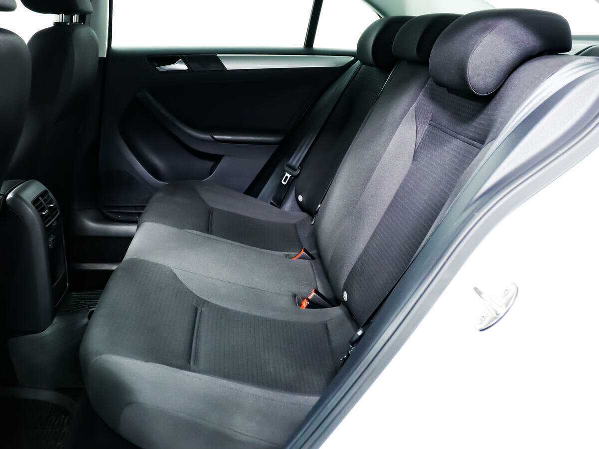 Volkswagen Jetta, 2016 - Фото №9