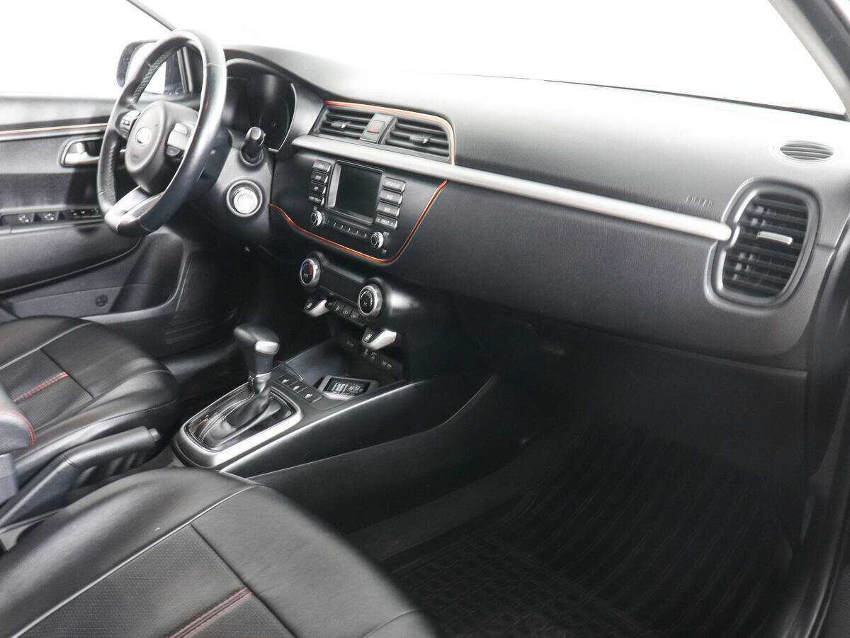 Kia Rio X-Line, 2018 - Фото №9