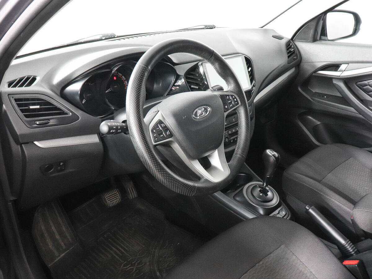 Lada (ВАЗ) Vesta SW, 2019 - Фото №8