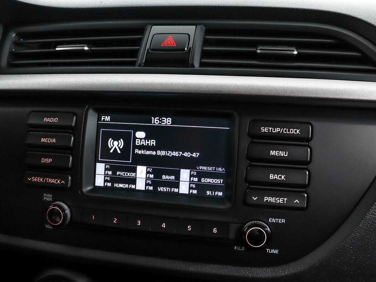 Kia Rio X-Line, 2018 - Фото №12