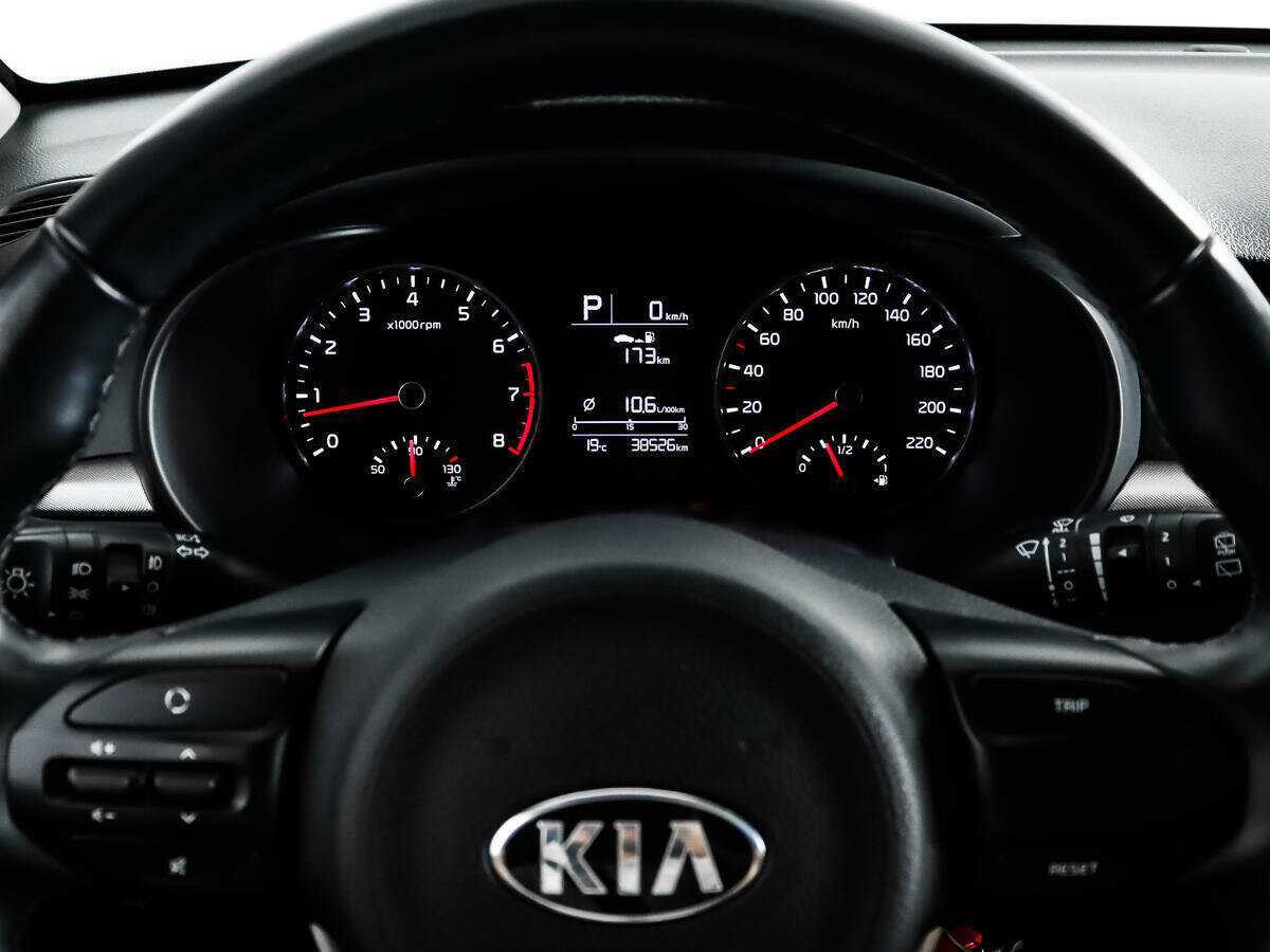 Kia Rio X-Line, 2018 - Фото №14