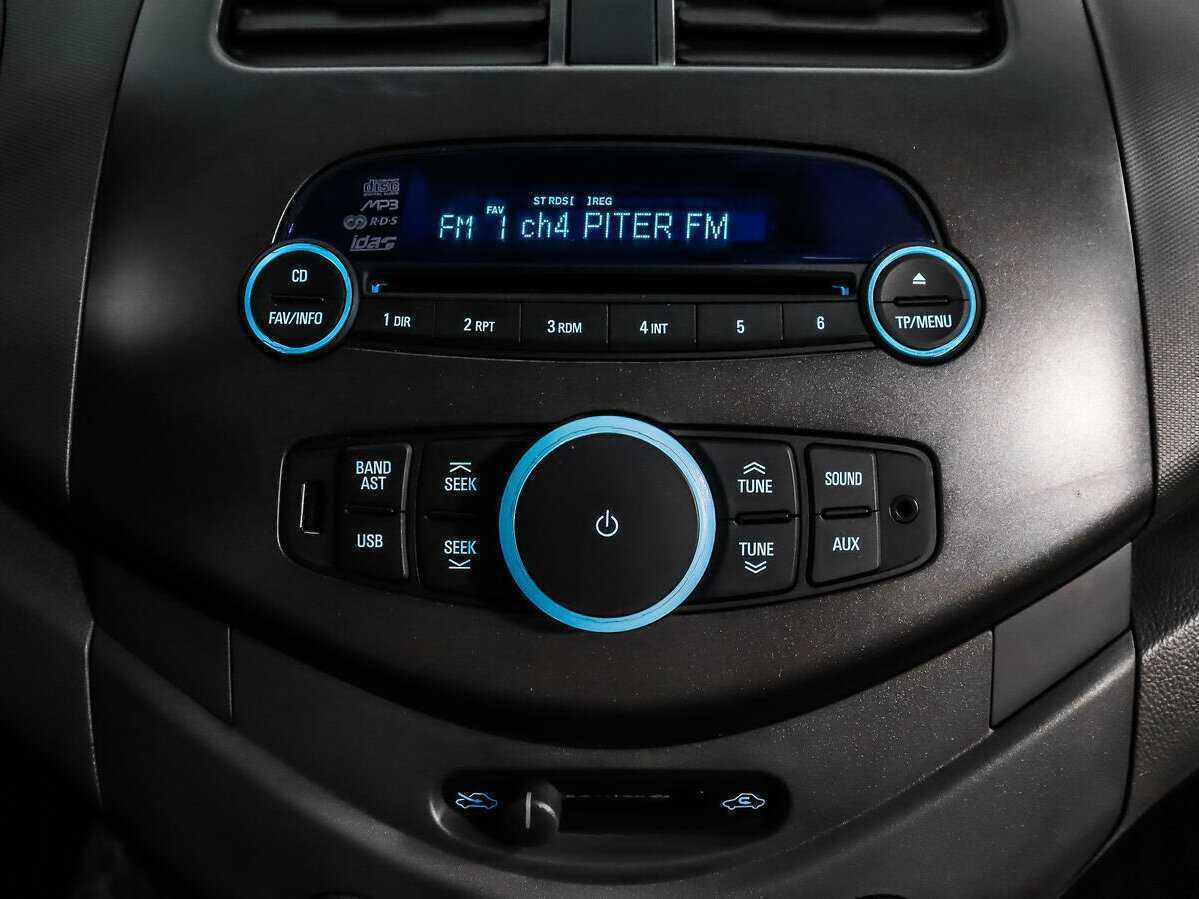 Chevrolet Spark, 2013 - Фото №12