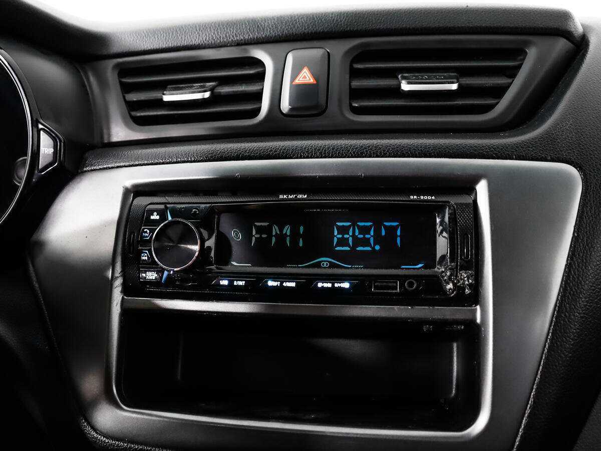 Kia Rio, 2012 - Фото №12