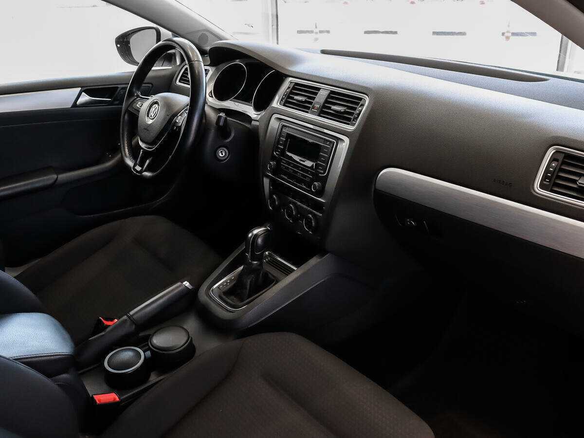 Volkswagen Jetta, 2017 - Фото №10