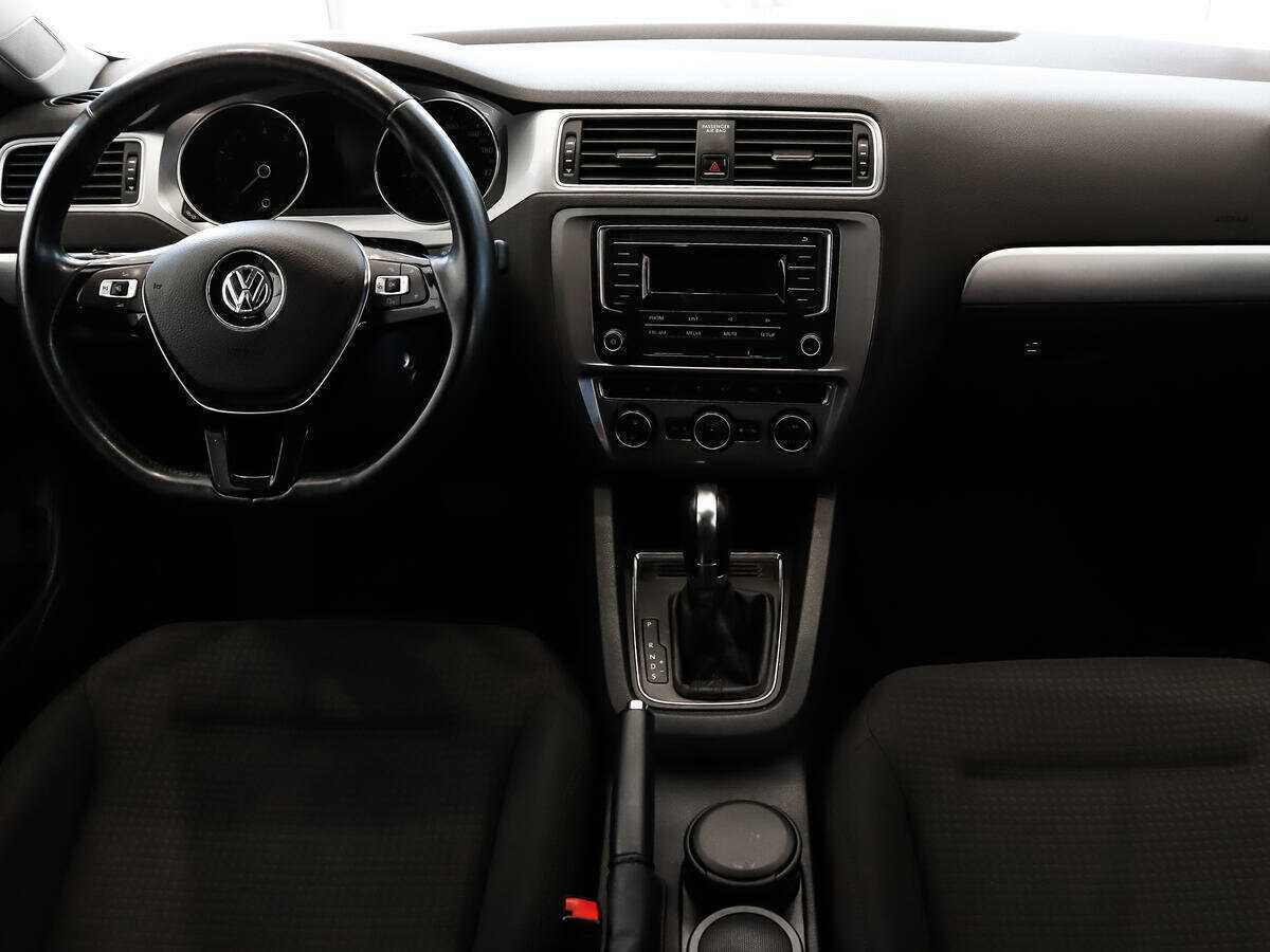 Volkswagen Jetta, 2017 - Фото №11