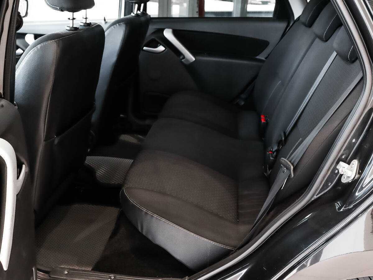 Lada (ВАЗ) Granta, 2016 - Фото №9