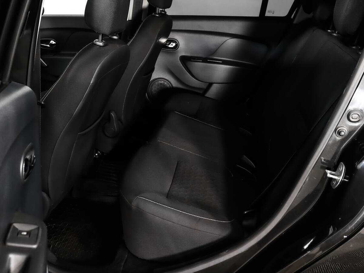 Renault Logan, 2014 - Фото №9