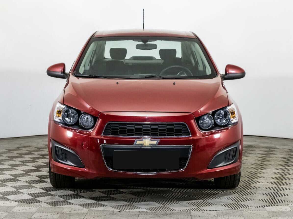 Chevrolet Aveo, 2015 - Фото №1