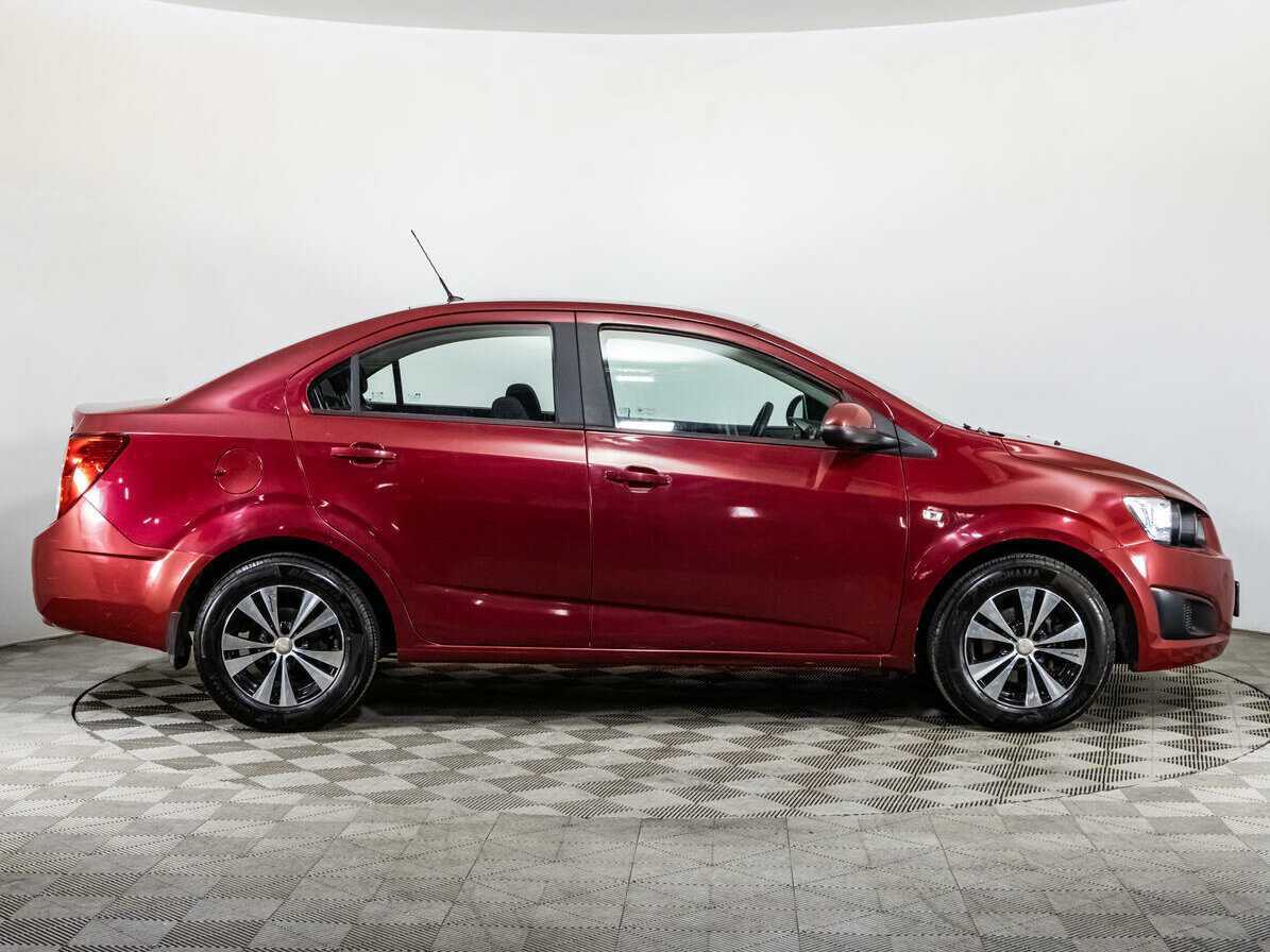Chevrolet Aveo, 2015 - Фото №3
