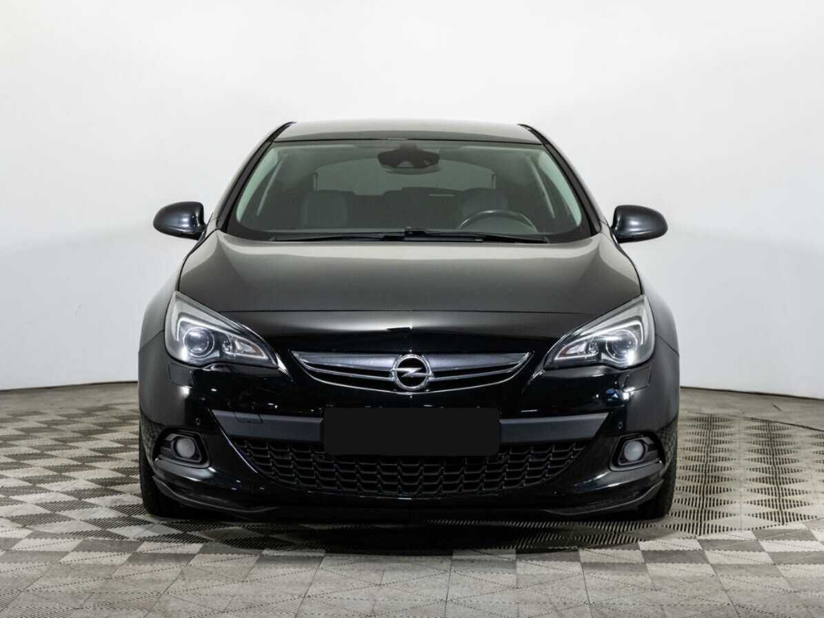 Opel Astra GTC, 2013 - Фото №1