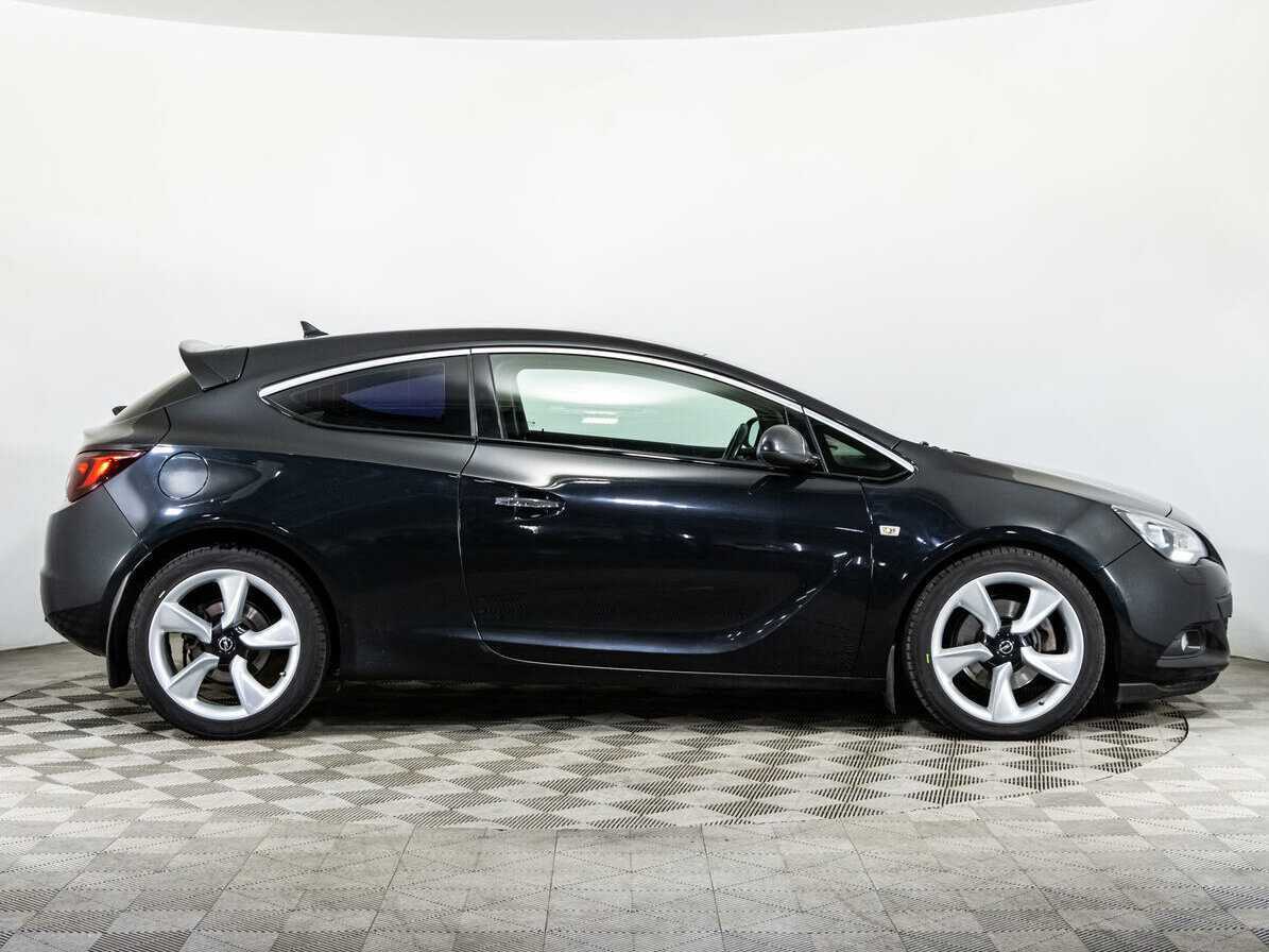 Opel Astra GTC, 2013 - Фото №3