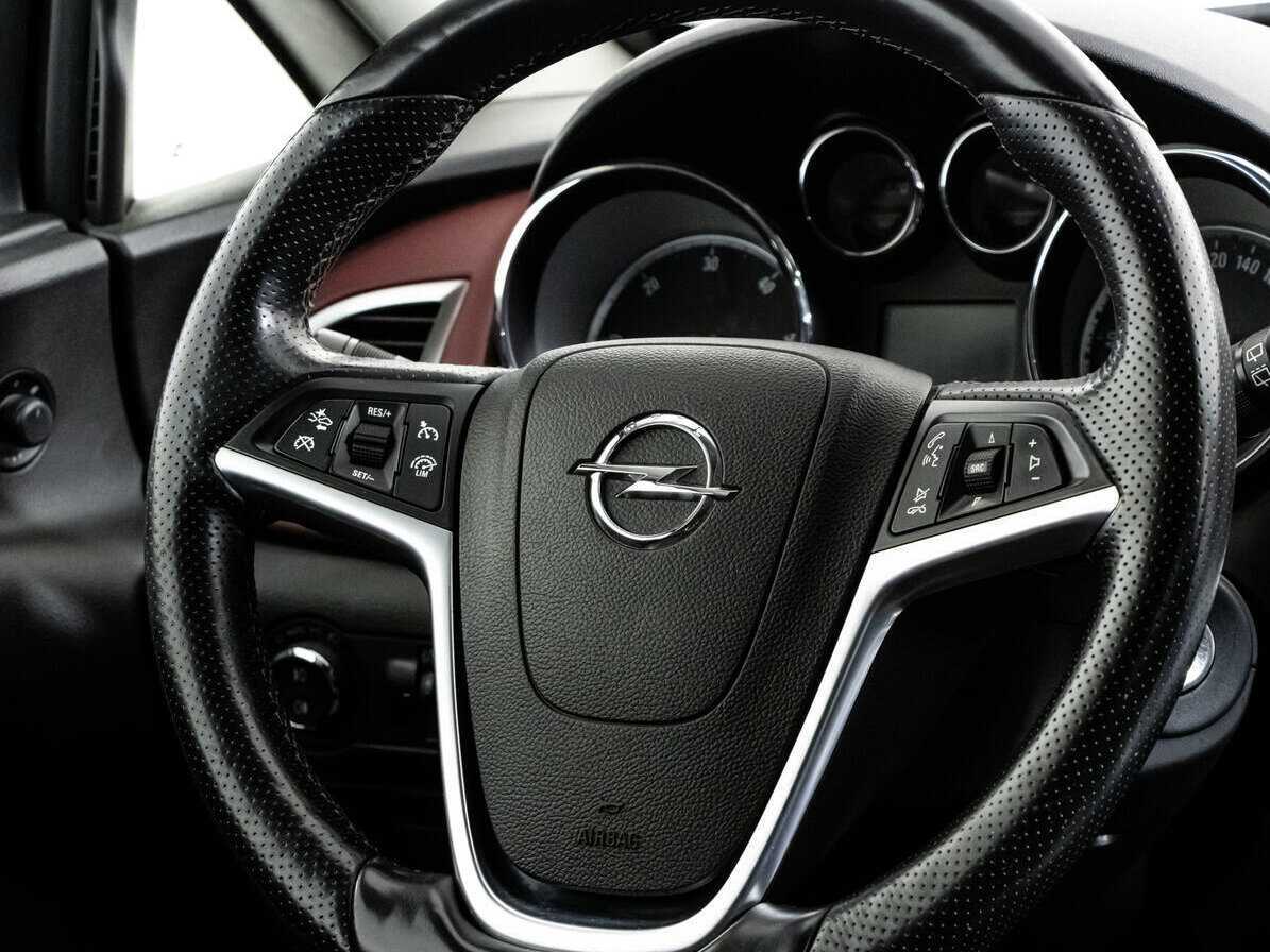 Opel Astra GTC, 2013 - Фото №16