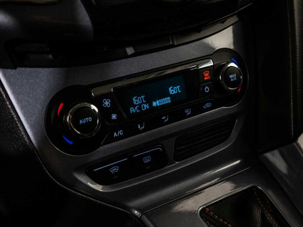 Ford Focus, 2014 - Фото №15