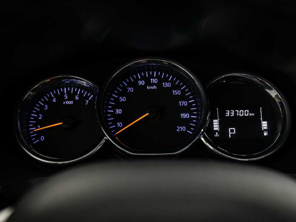 Renault Logan, 2019 - Фото №11