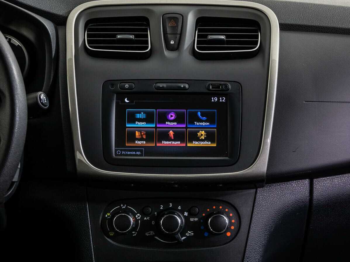 Renault Logan, 2019 - Фото №13