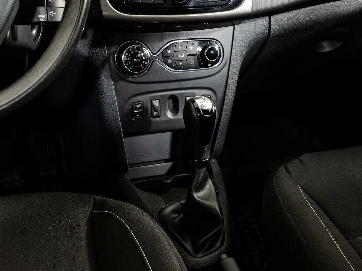 Renault Sandero Stepway, 2017 - Фото №11