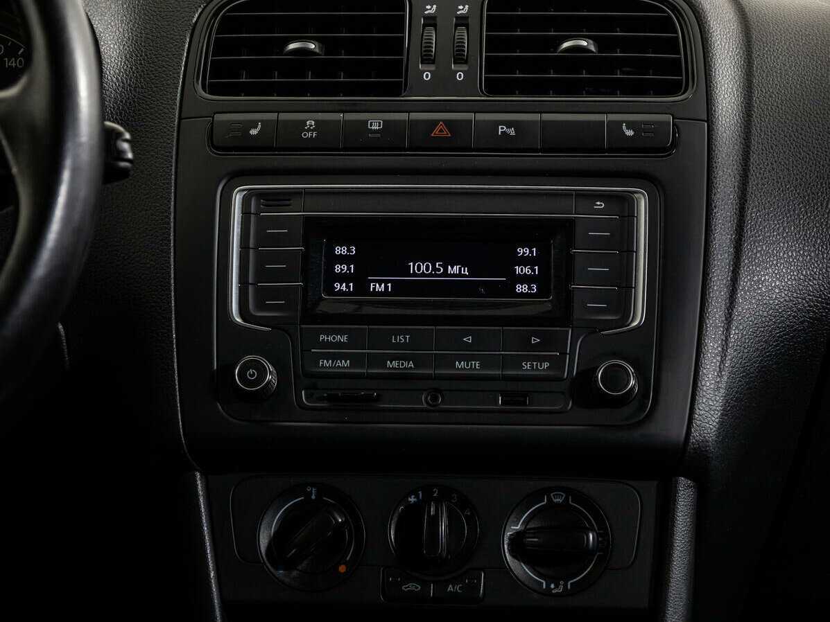 Volkswagen Polo, 2016 - Фото №13