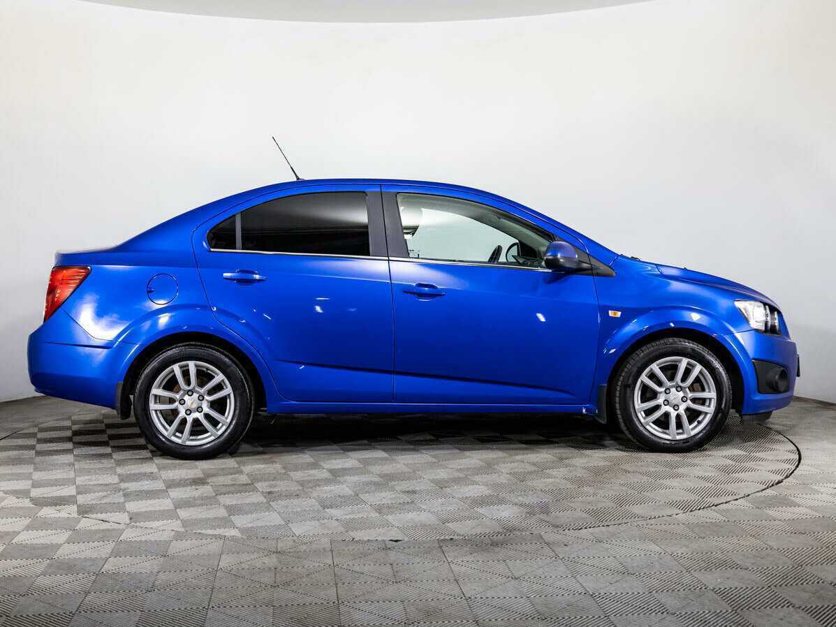 Chevrolet Aveo, 2012 - Фото №3