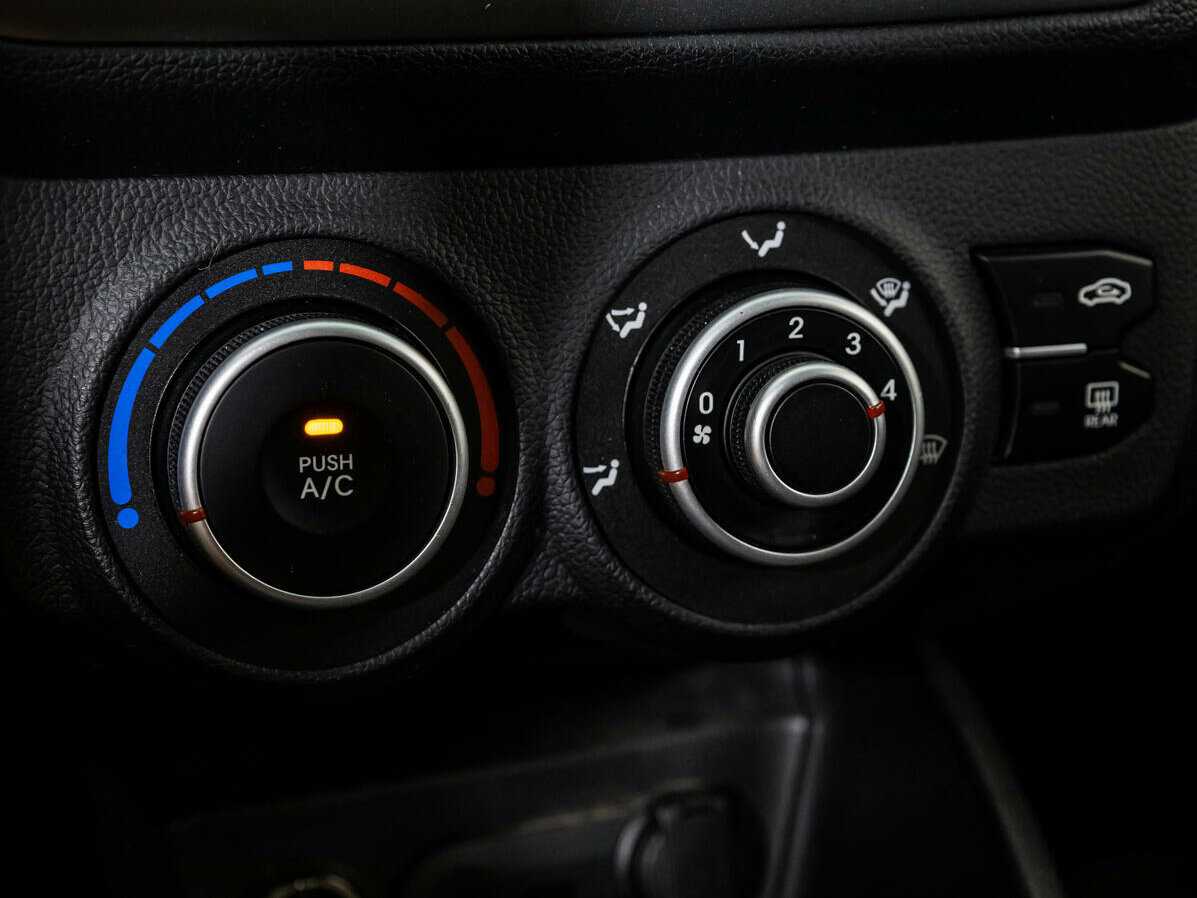 Kia Rio, 2014 - Фото №13