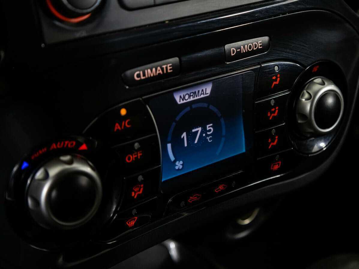 Nissan Juke, 2012 - Фото №14