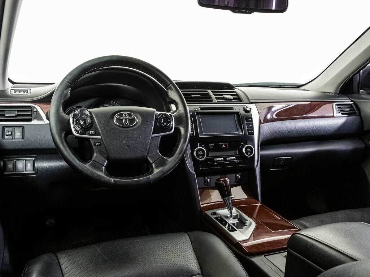 Toyota Camry, 2014 - Фото №8